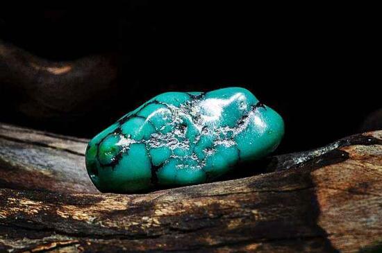 綠松石的特點(diǎn)