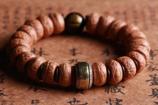 鳳眼菩提一直用手套盤會怎樣