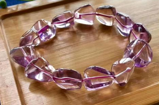 紫黃晶戴左手還是右手