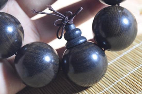 紫光檀和黑檀的區(qū)別