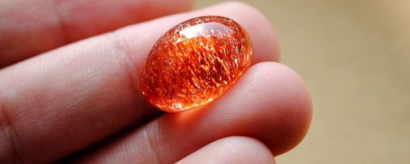 草莓晶是水晶嗎