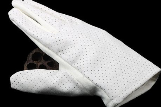 納米手套和純棉手套盤玩的區(qū)別