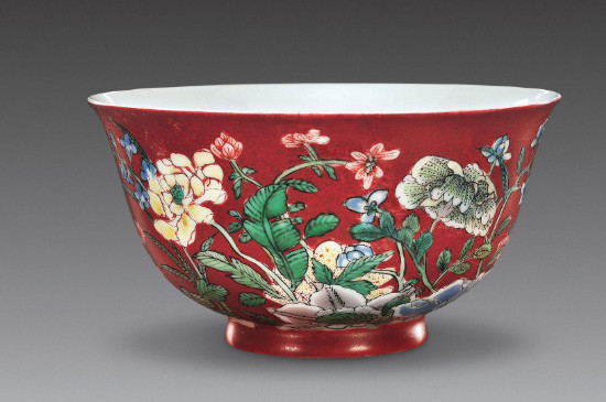 粉彩瓷器特點(diǎn)