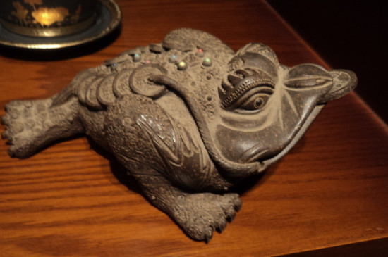 哪些人不能佩戴金蟾，這些人最不適合戴