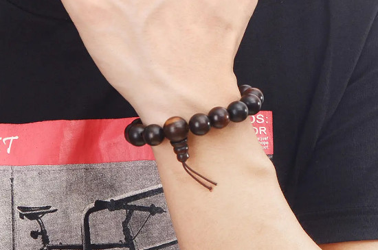 桃木快速變紅的方法