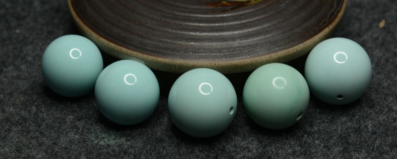 女的綠松石戴哪只手