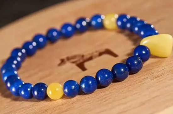 女生佩戴青金石的好處