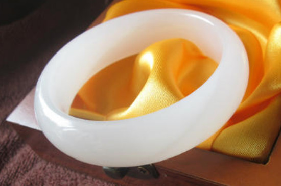 阿富汗玉和金絲玉有什么區(qū)別