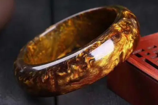 血柳手鐲怎么辨別真假