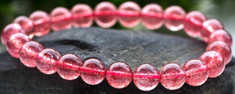 草莓晶手鏈寓意是什么