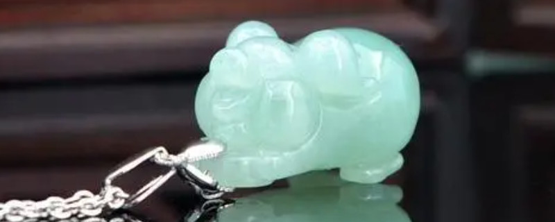 翡翠有裂紋還能戴嗎