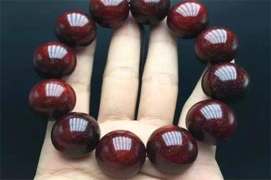 小葉紫檀手串穿繩方法