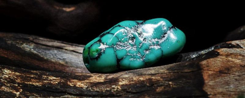 美松石和綠松石區(qū)別