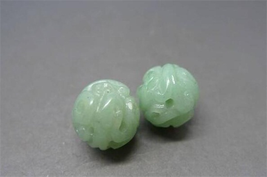 女人帶東陵玉好嗎，女戴東陵玉的注意事項(xiàng)