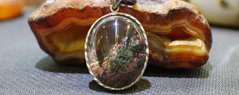 彩幽靈是天然的嗎