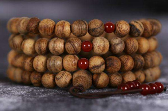 沉香珠鏈可以貼身佩戴嗎