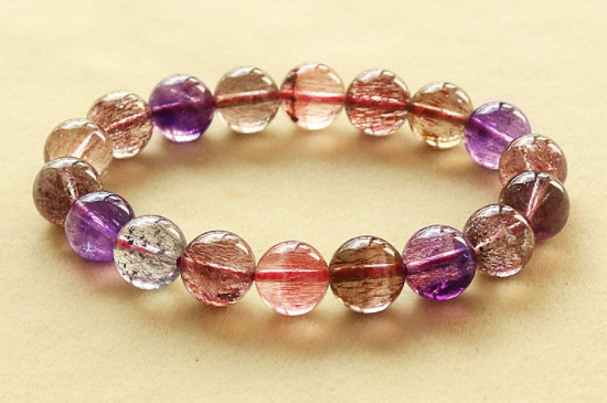 超七水晶不能和什么一起戴，避免與金銀一起佩戴