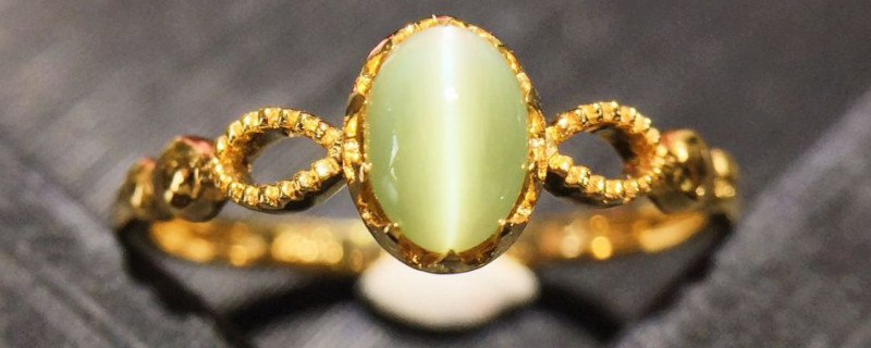 金綠貓眼是祖母綠嗎