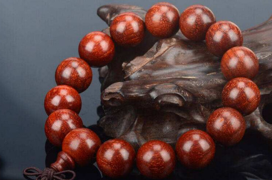 小葉紫檀如何鑒別