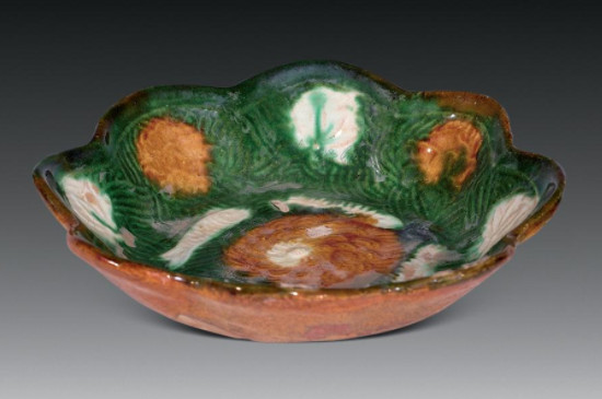 遼三彩瓷器真品特征