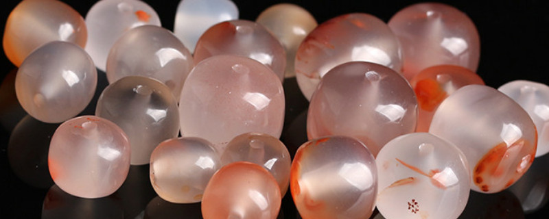 瑪瑙荔枝凍戴有什么好處