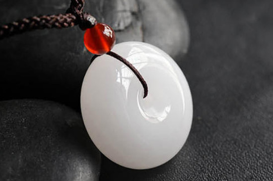 昆侖玉可以養(yǎng)油潤(rùn)嗎
