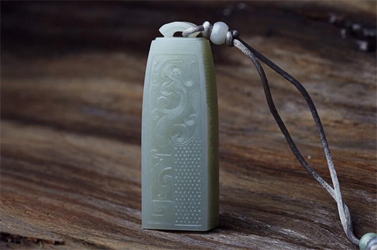 和田白玉多少錢一克，目前和田白玉的最近行情