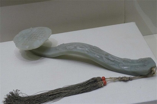 岫玉顏色那個(gè)最好，岫玉顏色的等級(jí)劃分