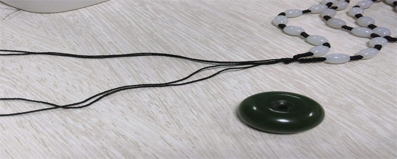 女人戴平安扣的好處