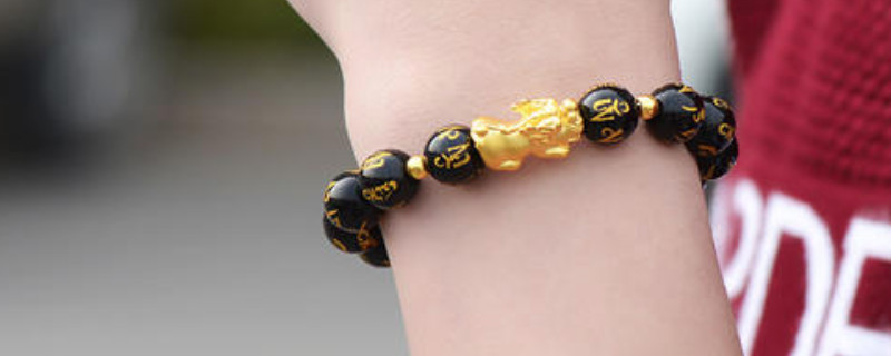 黃金貔貅手鏈的佩戴方法和禁忌男