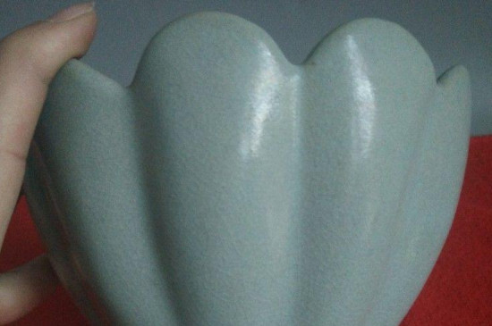 宋代汝窯瓷器真品特點(diǎn)