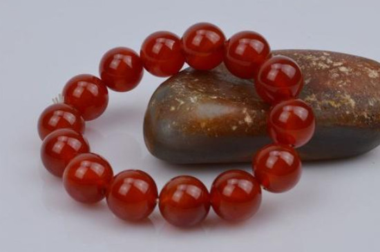 紅玉髓手鏈的功效與作用