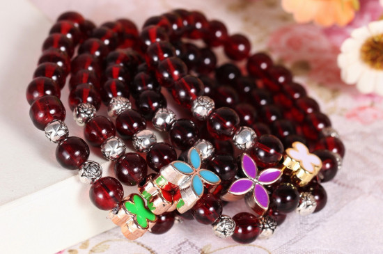 石榴石手鏈怎么消磁