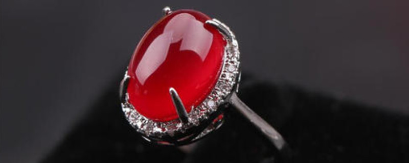 女人戴玉髓有什么好處