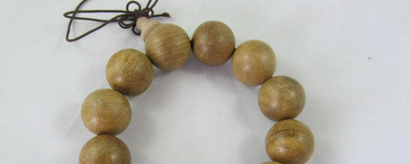 怎樣盤(pán)玩金絲楠木手串
