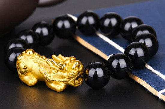 男士佩戴黃金貔貅的佩戴忌諱
