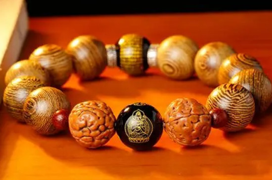 戴佛珠手串有什么講究