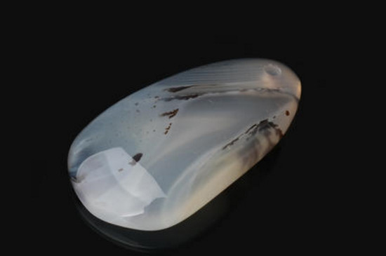 玉髓屬于瑪瑙嗎