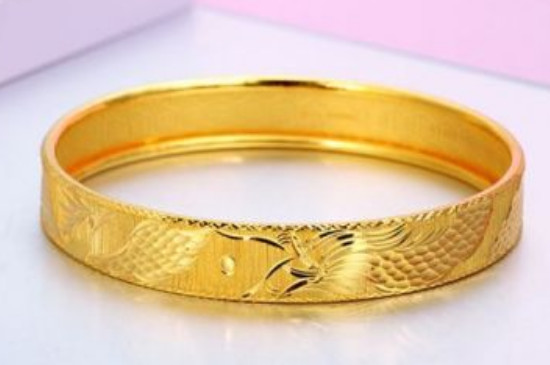 金鐲子磕碰了會(huì)掉克數(shù)嗎