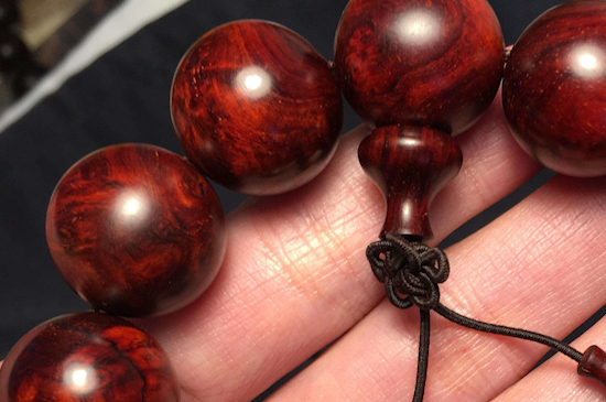 小葉紫檀的鑒別方法