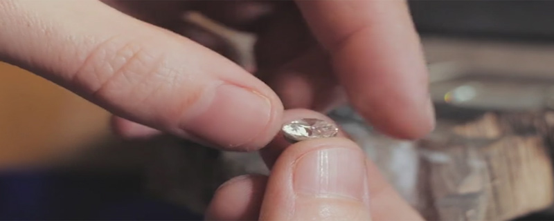 白金和鉑金的區(qū)別