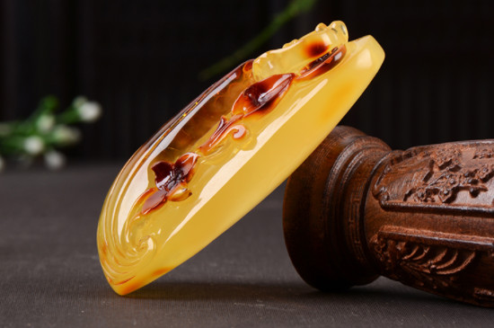 樹(shù)脂蜜蠟是真蜜蠟嗎