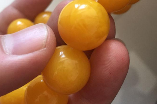 蜜蠟用火燒可以辨別真假嗎