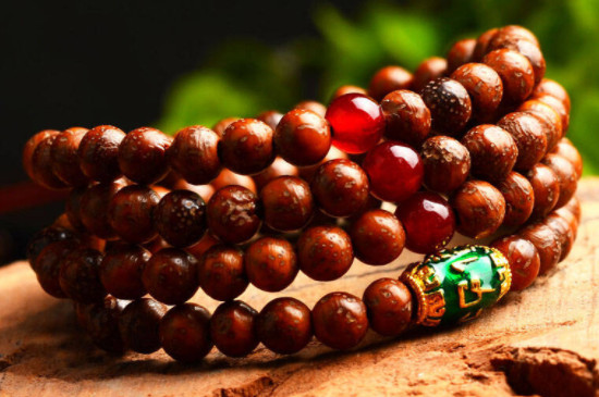 手串發(fā)粘能繼續(xù)盤么