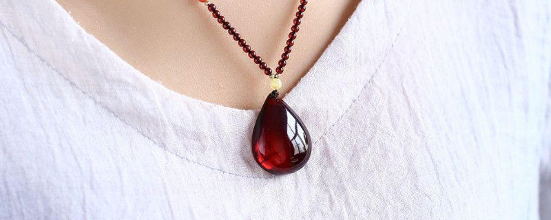 一代血珀和二代血珀的區(qū)別