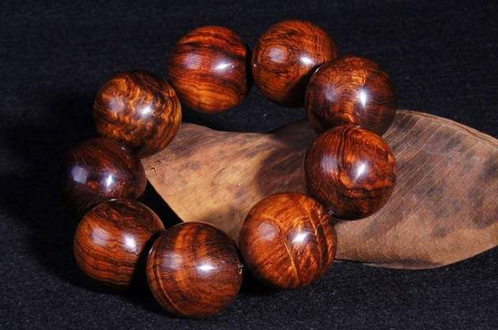 黃花梨手串怎么選擇