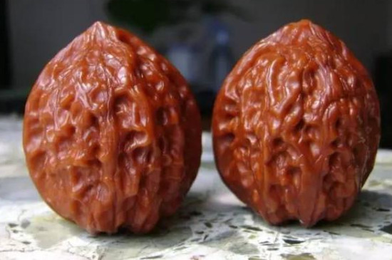 文玩核桃什么尺寸最好，以正把位最適合