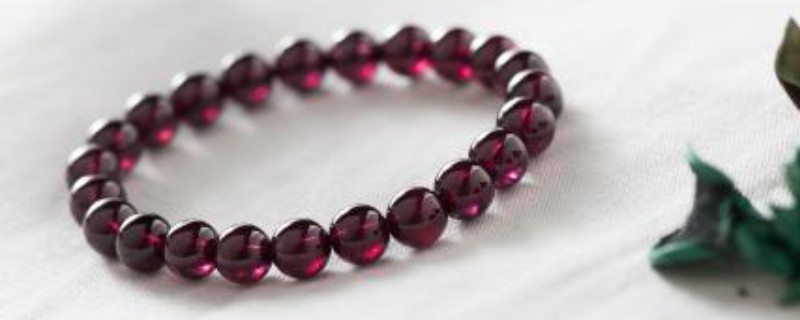 紫牙烏石榴石等級劃分