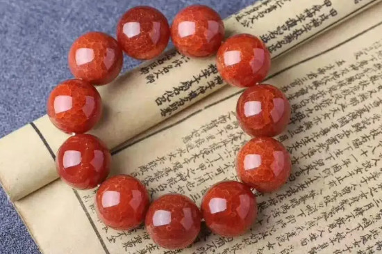 龍鱗瑪瑙手串的功效