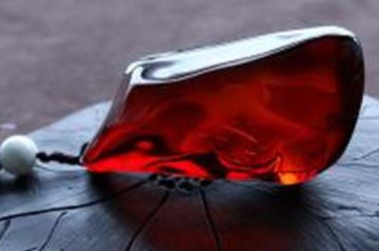 血珀不適合什么人佩戴